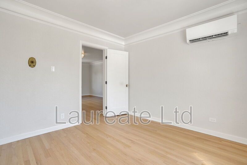 MOVE-IN SPECIAL!!!Meticulously renovated 2bd 2Ba units in Historic La Rue building in Heart of Congress Park!!! property image