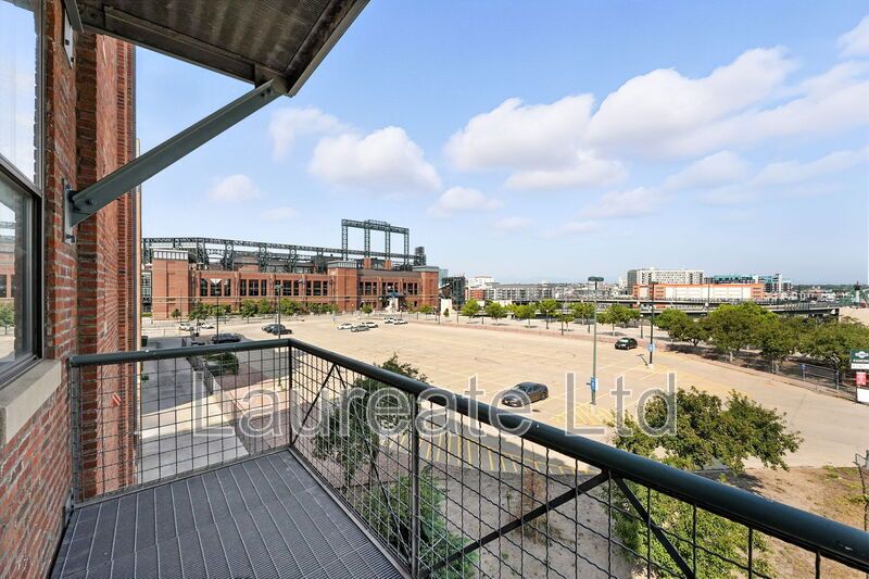 Stunning Updated Loft in the Heart of Downtown Denver!! property image