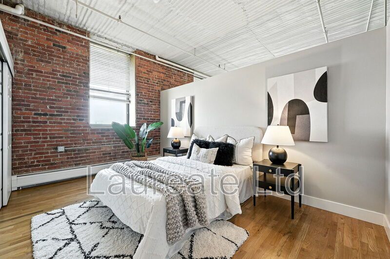 Stunning Updated Loft in the Heart of Downtown Denver!! property image