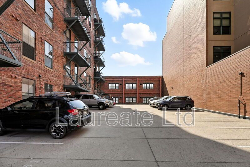 Stunning Updated Loft in the Heart of Downtown Denver!! property image