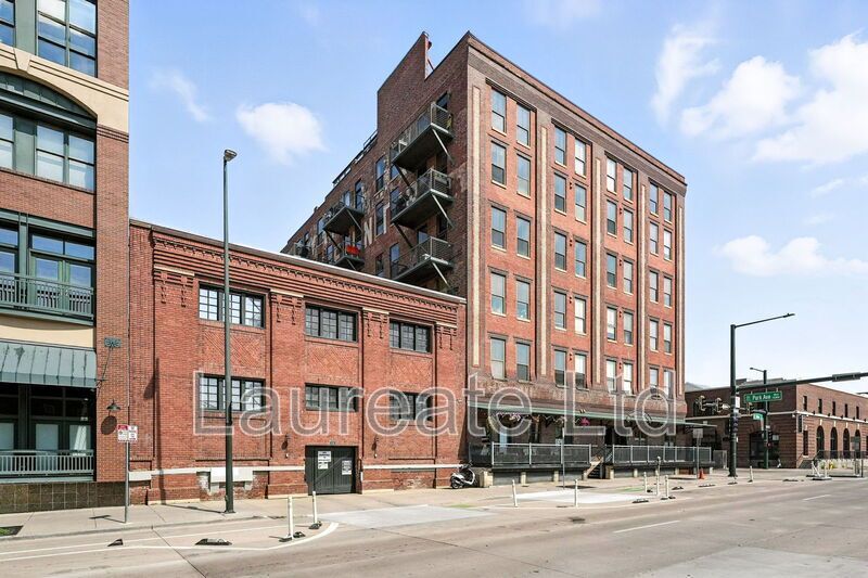 Stunning Updated Loft in the Heart of Downtown Denver!! property image