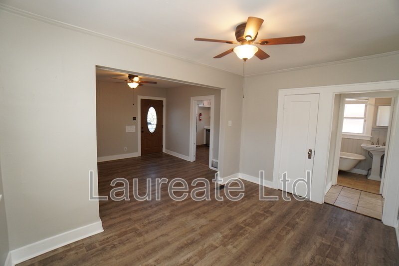 Private and Spacious 2+Bd 2Ba Single Family Home Minutes to Downtown Englewood! property image