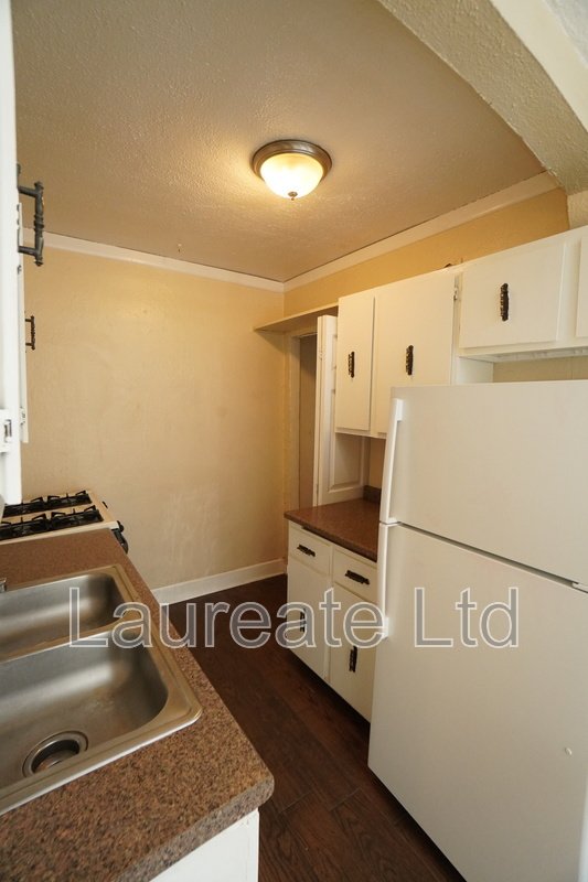 Bright historic unit in the Heart of Capitol Hill!! property image