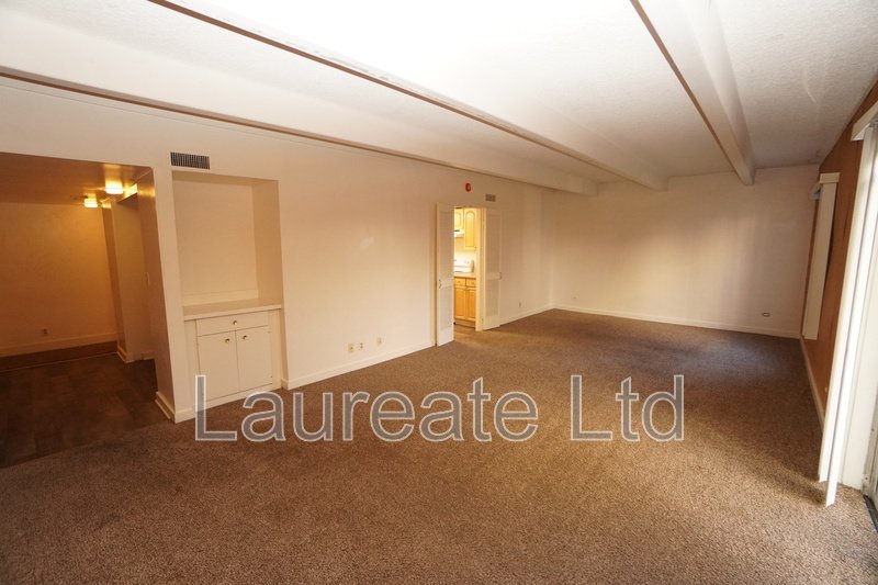 MOVE-IN SPECIAL!!Spacious 2 Bed 2 Bath Condo in Denver - MUST SEE!! property image