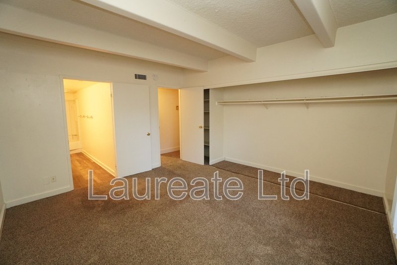 MOVE-IN SPECIAL!!Spacious 2 Bed 2 Bath Condo in Denver - MUST SEE!! property image