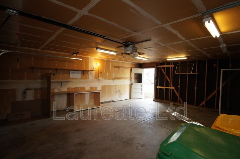 Charming 2 bederoom Bi-Level Single Home in SW Littleton/Lone Tree!! property image